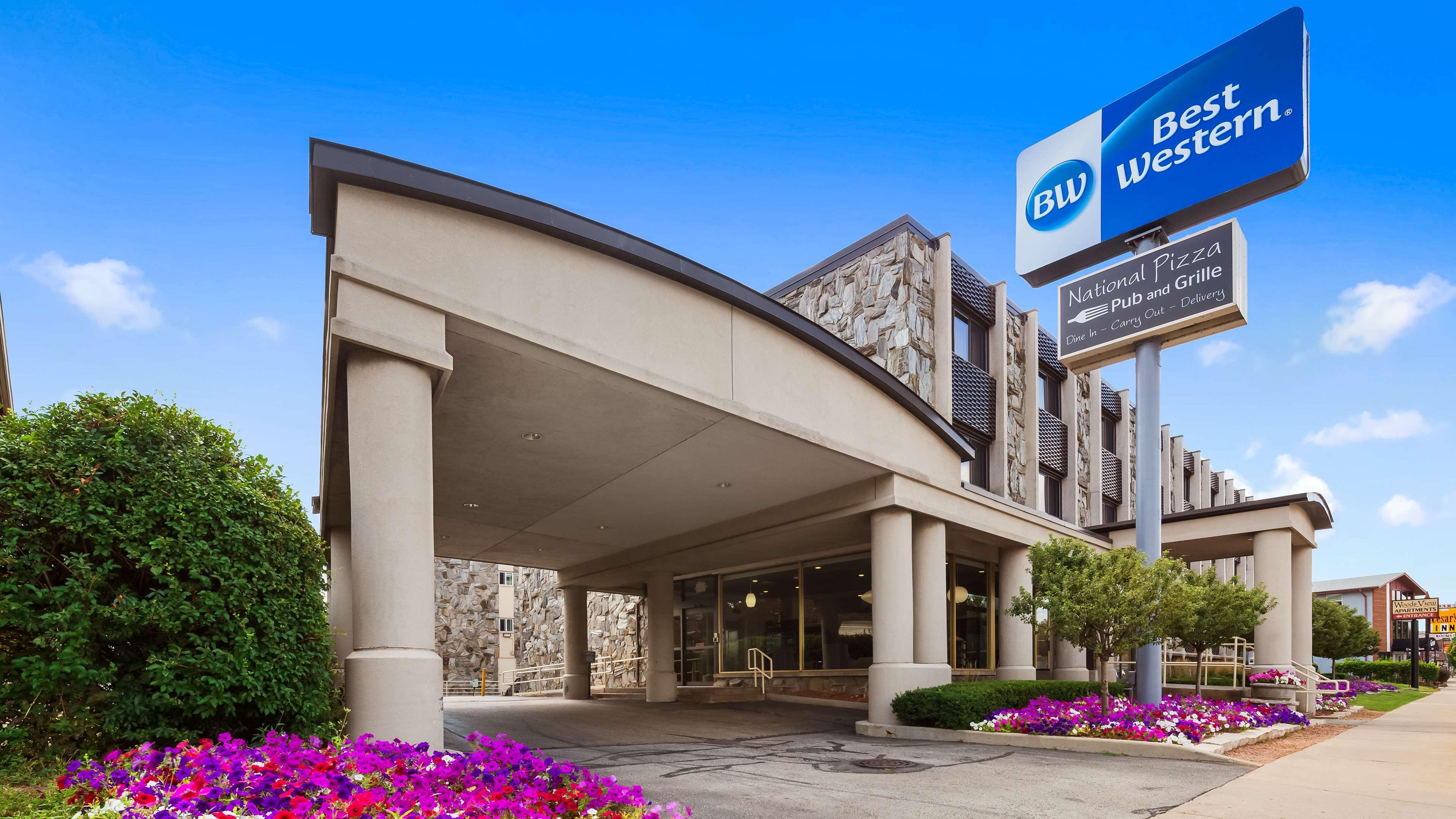 Best Western Plus Milwaukee West Eksteriør billede