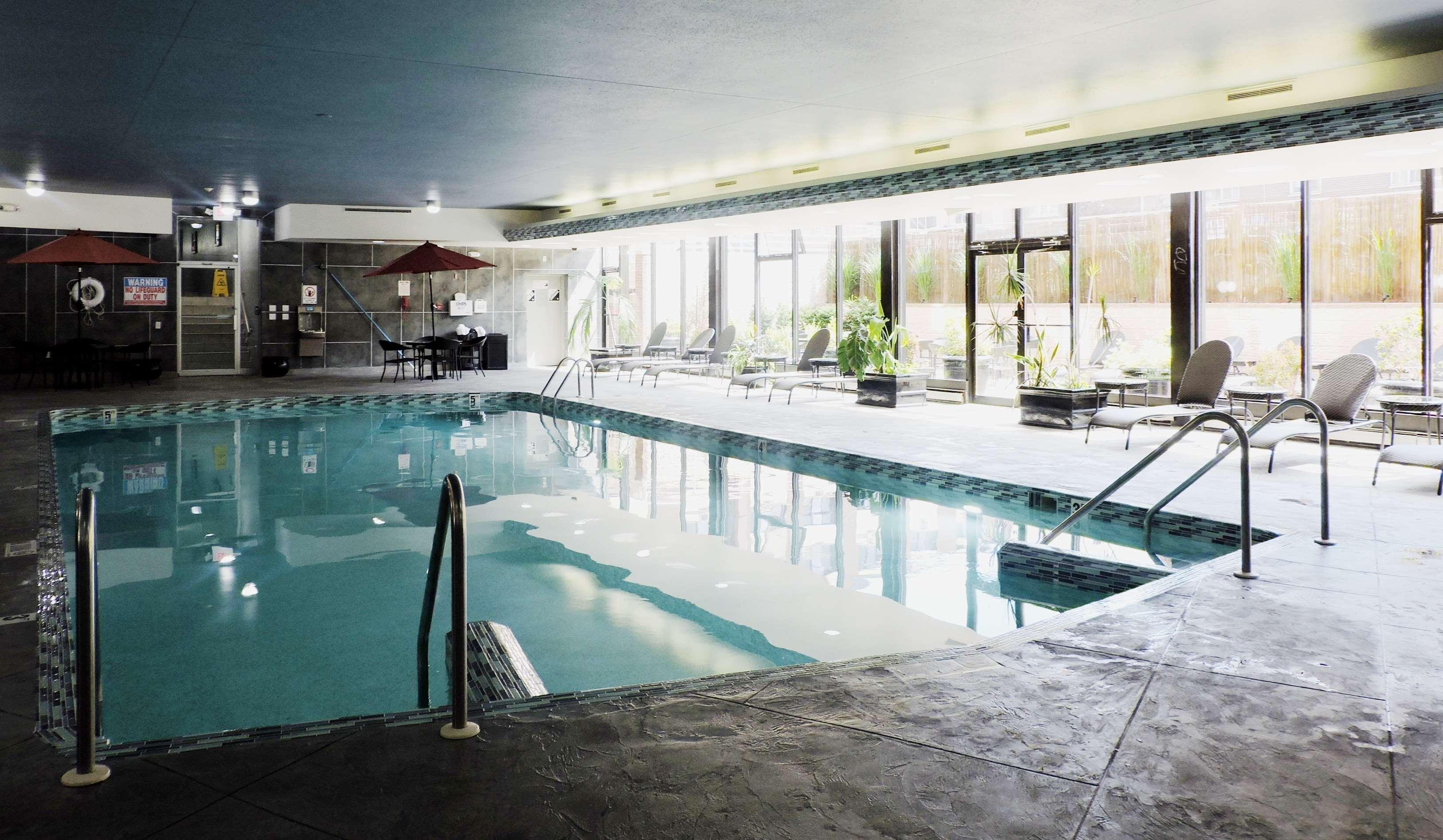 Best Western Plus Milwaukee West Eksteriør billede