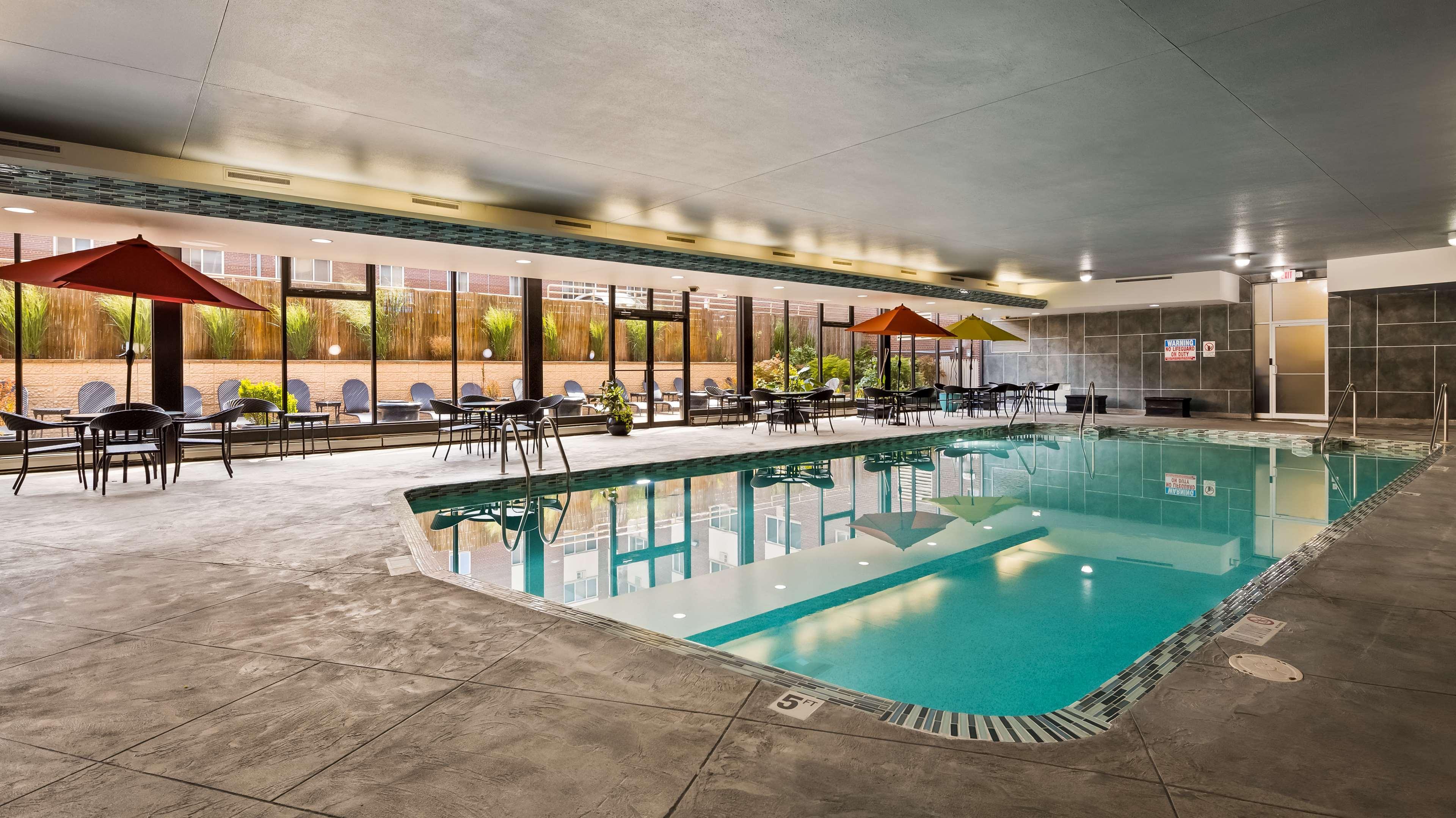 Best Western Plus Milwaukee West Eksteriør billede