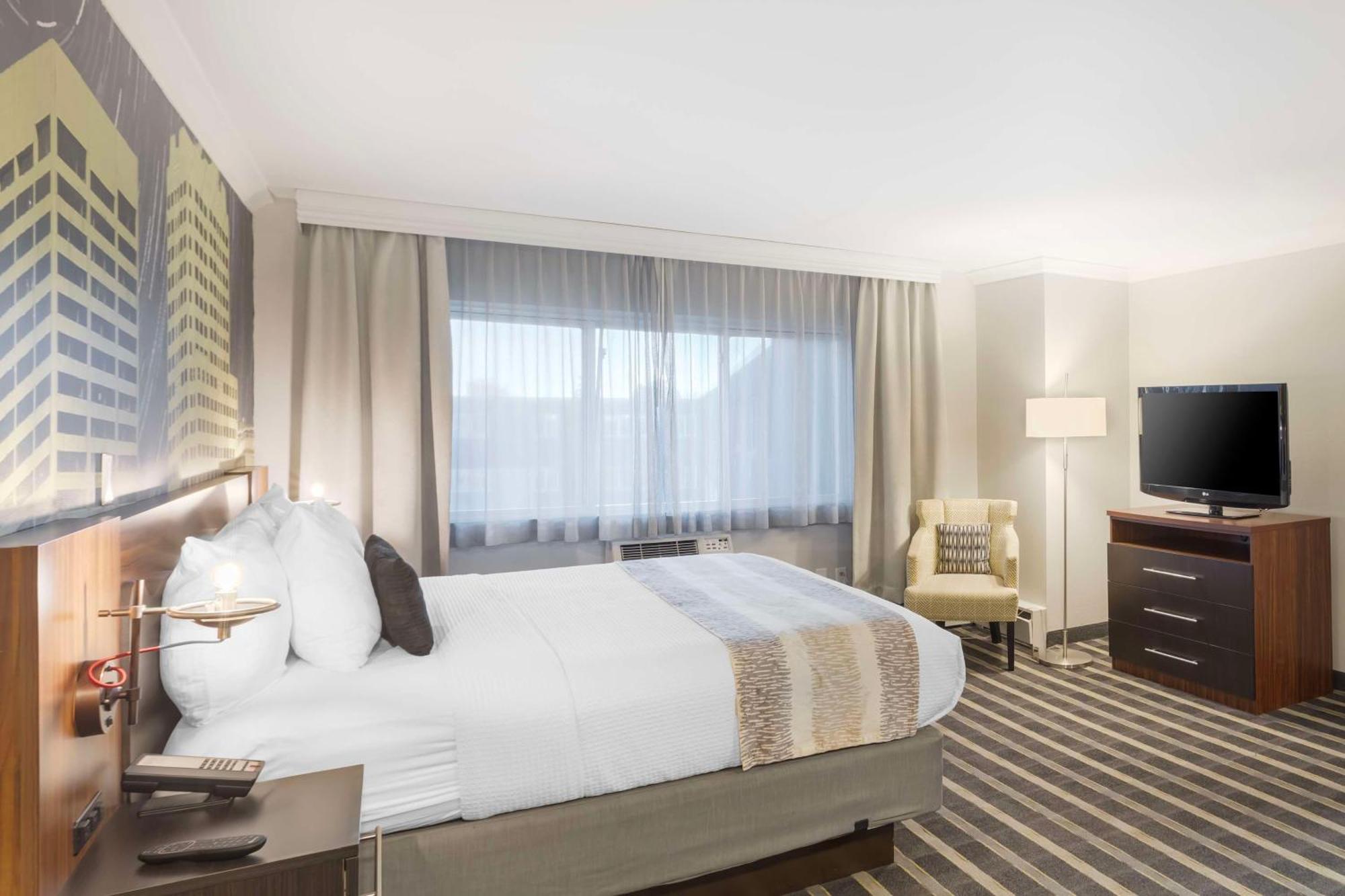 Best Western Plus Milwaukee West Eksteriør billede