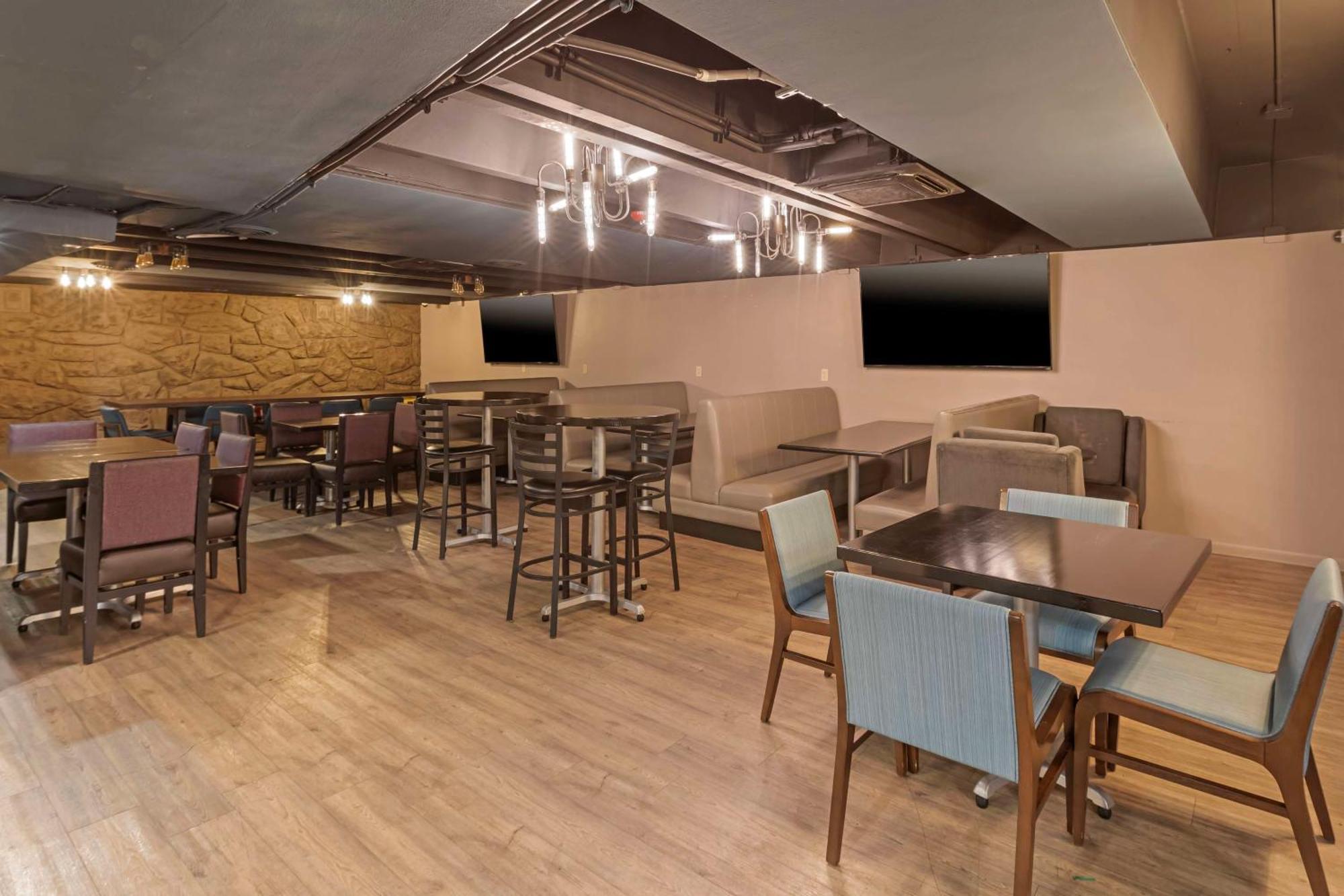 Best Western Plus Milwaukee West Eksteriør billede