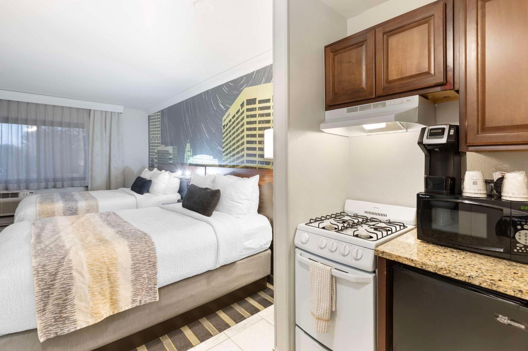 Best Western Plus Milwaukee West Eksteriør billede